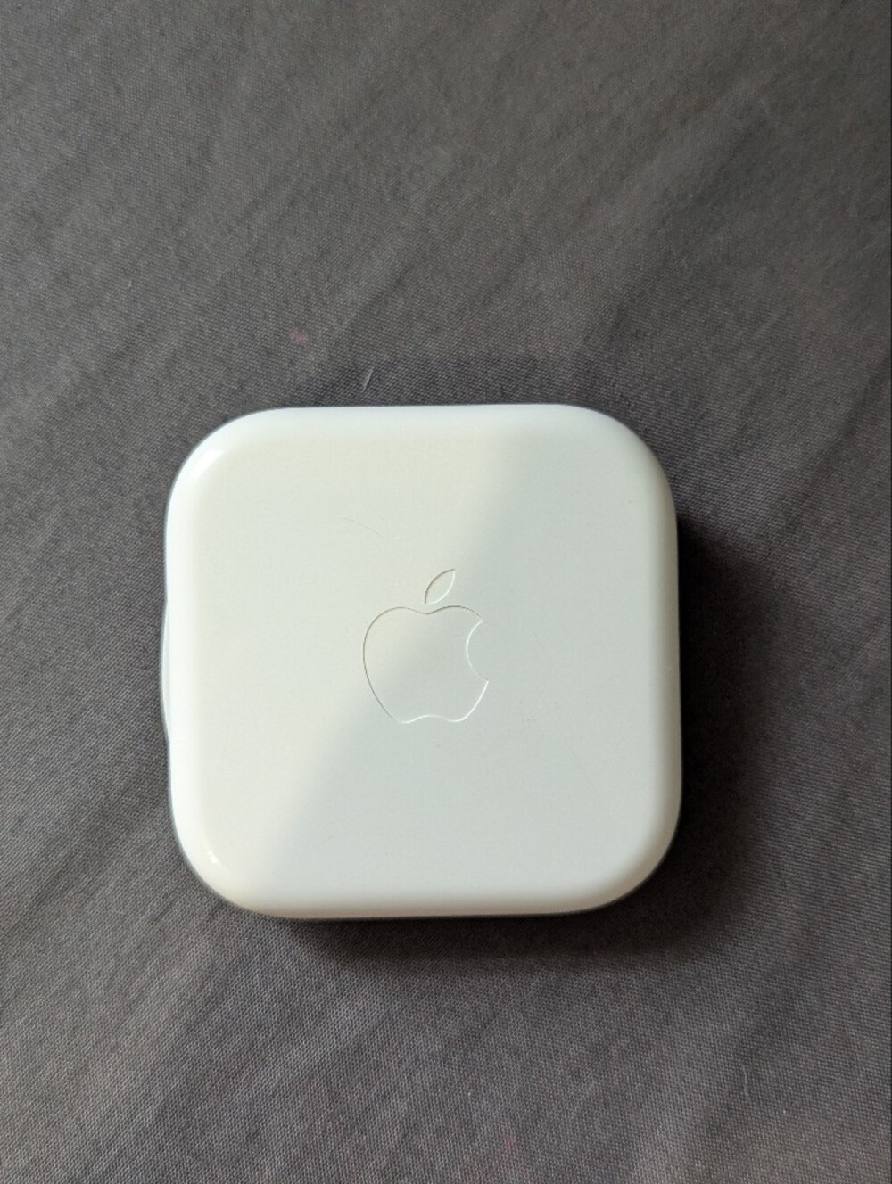 Apple White Wired Earbuds In-Line Remote - Picture 2 of 7